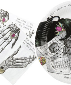 Pour un Halloween vintage, des assiettes en carton et serviettes en papier au décor de squelettes dandy